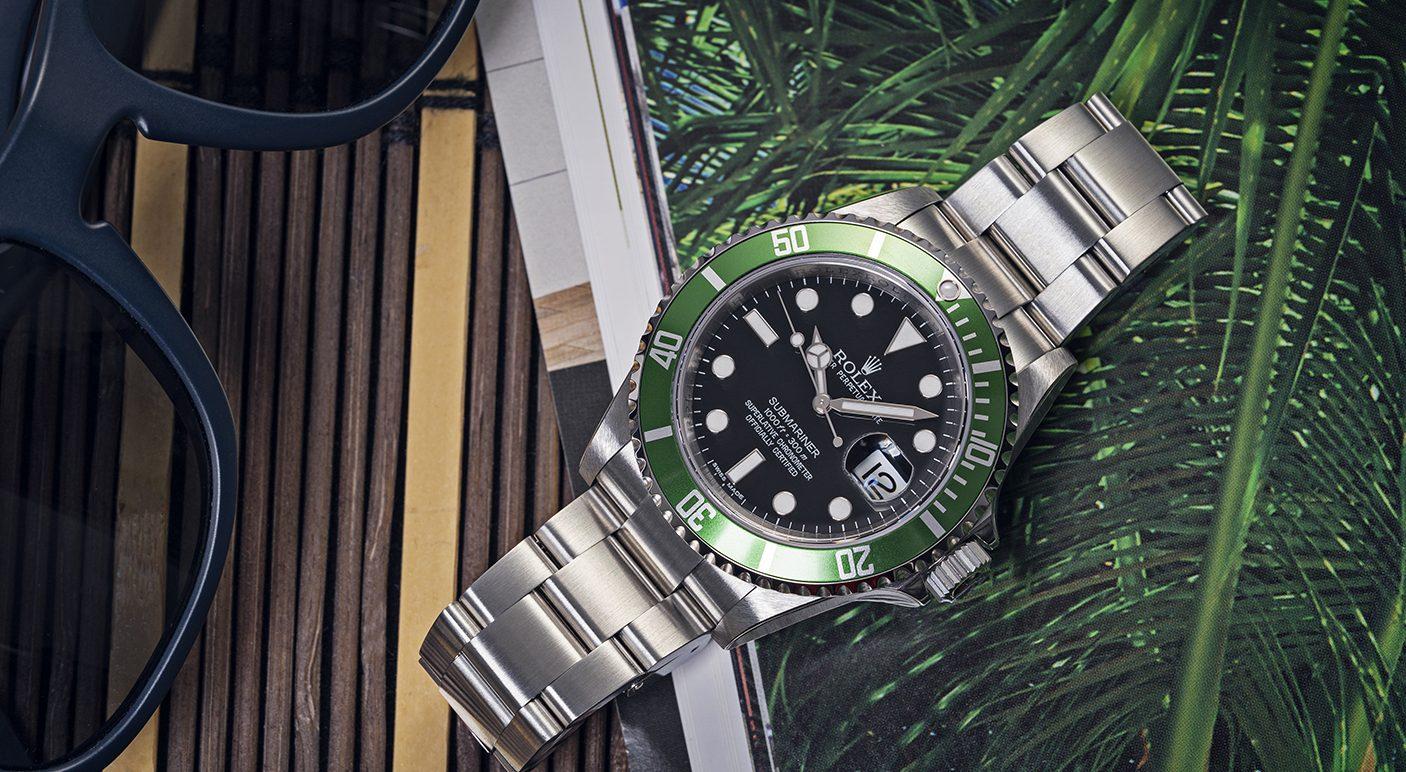 Rolex Submariner 16610LV superclone watches close-up